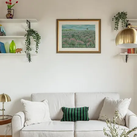 Iflat Minimal Design In The Heart Of *