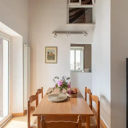 Iflat Minimal Design In The Heart Of Lejlighed